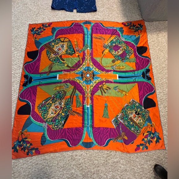 Scarf - Picture 2 of 2